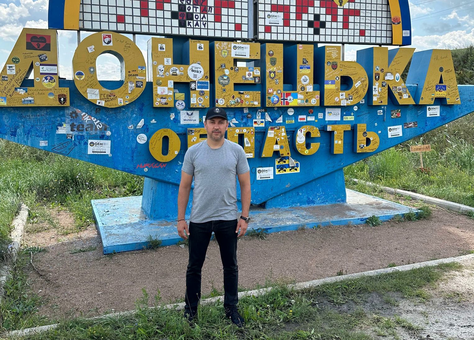 Стрихарский передал военным на донецком направлении дроны DJI Mavic 3